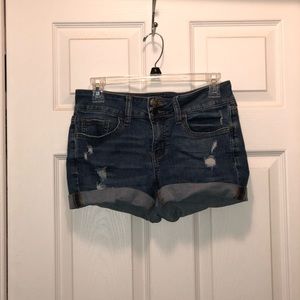Distressed double button Jean shorts